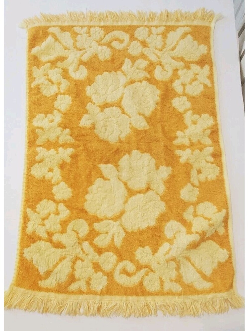 Vintage Cannon Monticello Hand Fringe Towel Yellow Gold Floral 1 Pc.